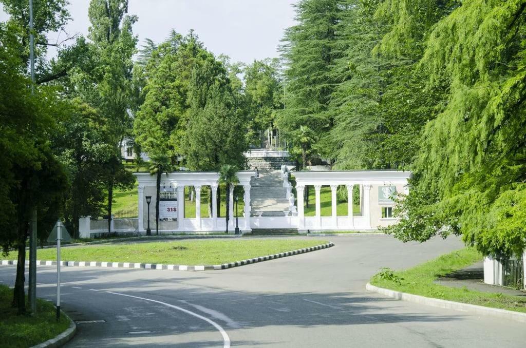 Сибиряк Tskaltubo Exterior photo